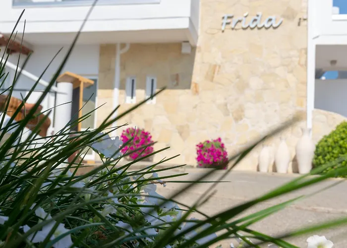 Frida Apartments