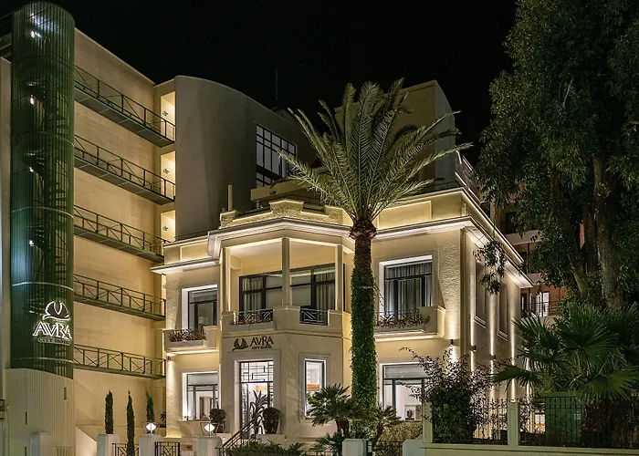 Avra City Boutique Hotel