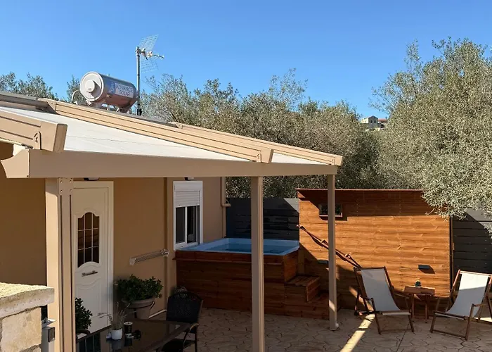 Elia House